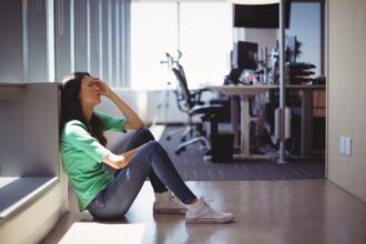 Employee facing challenges related to mental health in the workplace.jpg