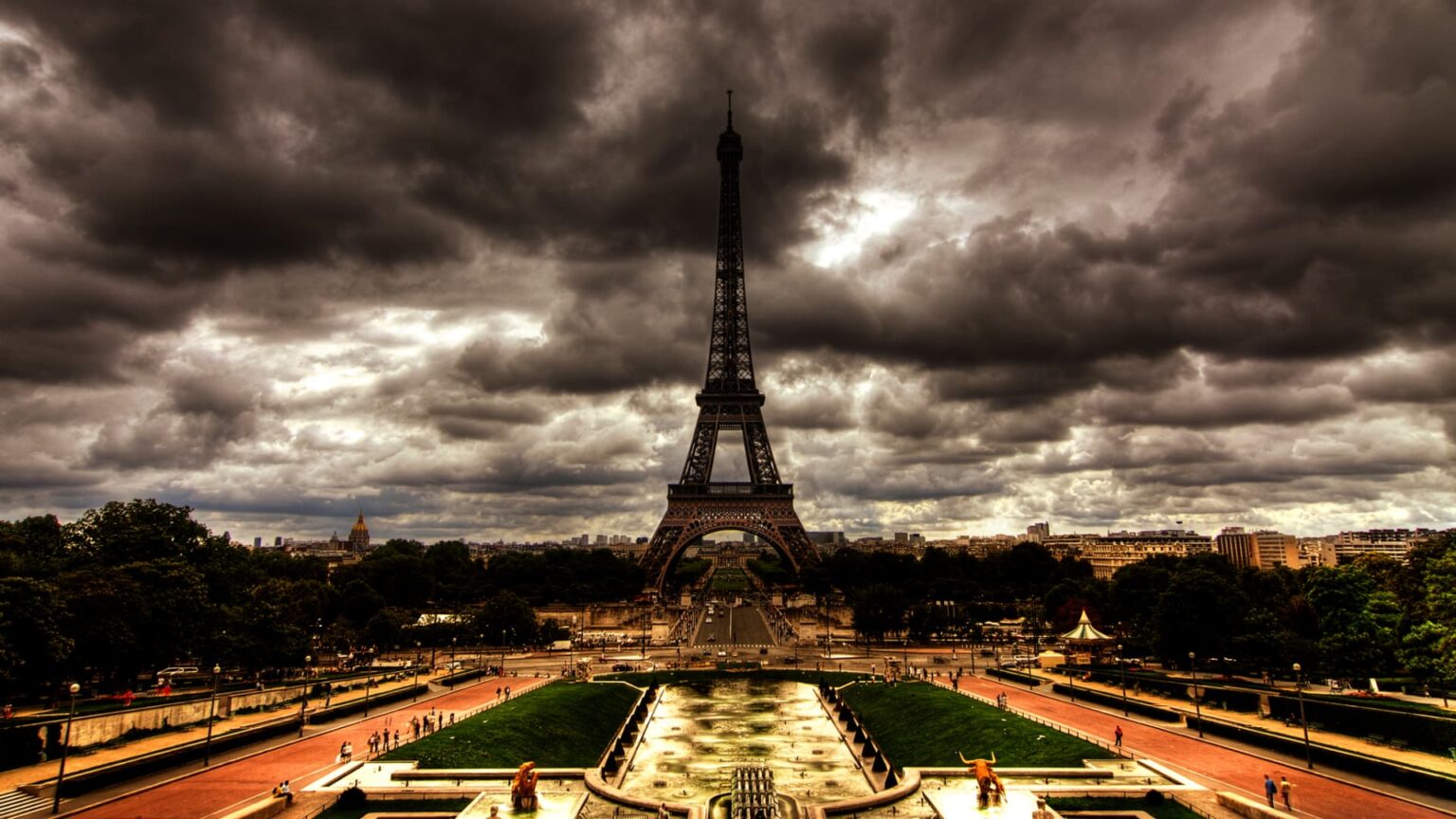 100709882 storm clouds over paris eiffel tower.jpg