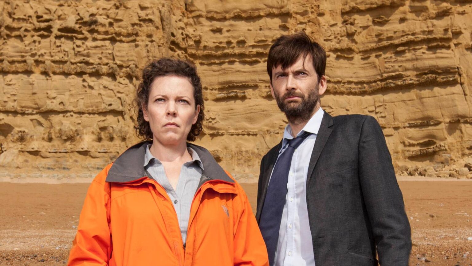 Hardy and miller looking serious in season 2 of broadchurch.jpg