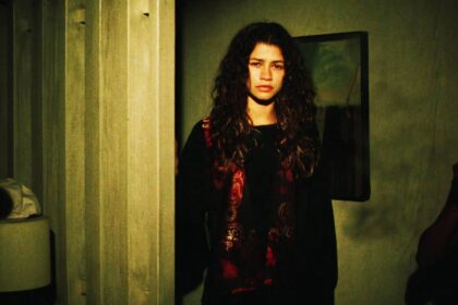 Zendaya in a scene from euphoria season 2 episode 1.jpg