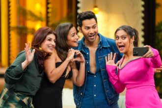 Two much with kajol and twinkle1.jpg