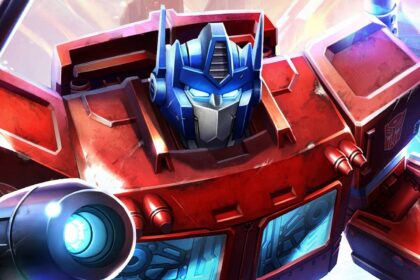 Optimus prime glowing eyes in idw comic art.jpg