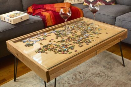 Puzzle table 1762296173903.jpg