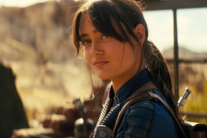 Lucy smirking in fallout season 2.jpg