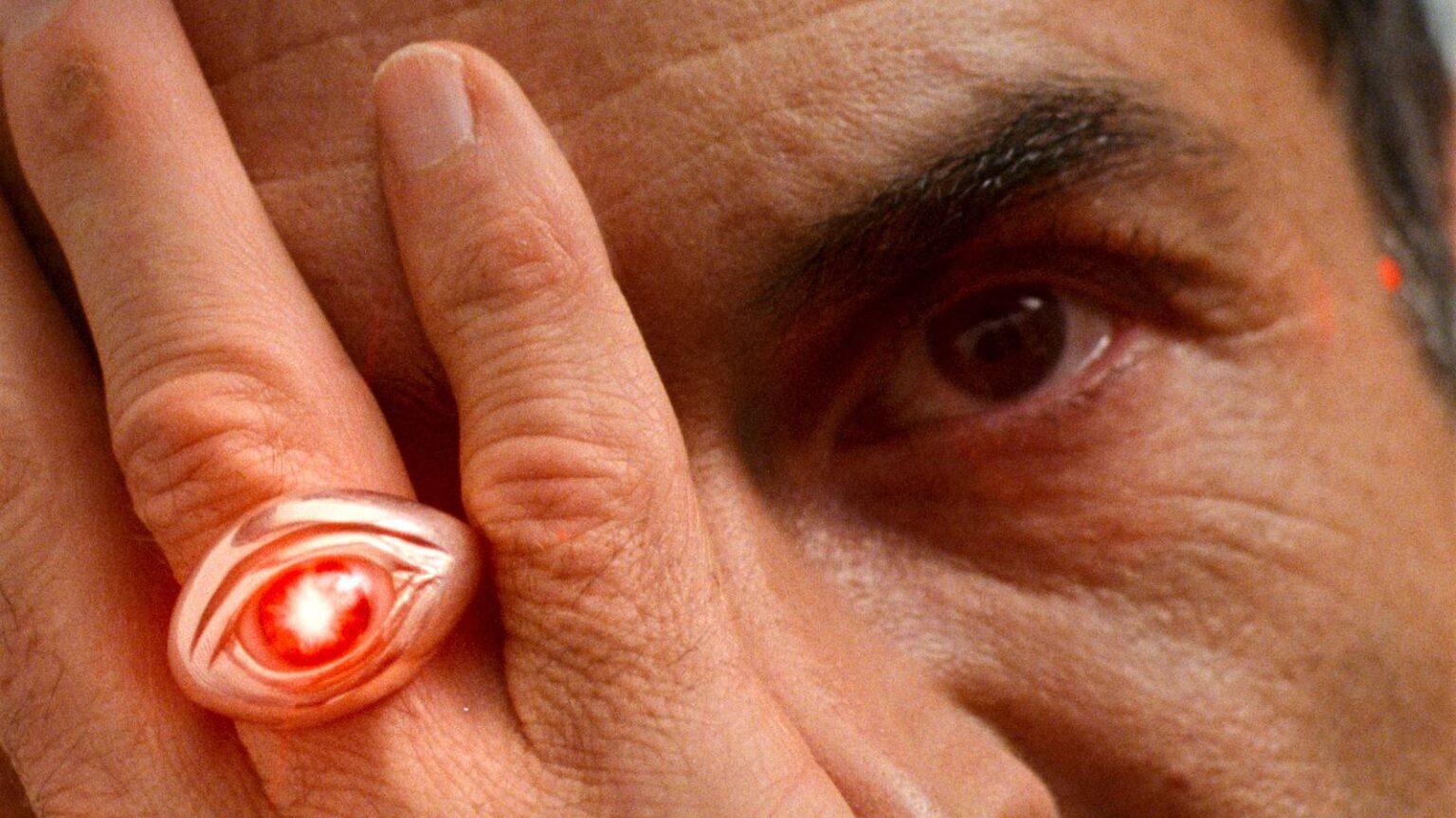 Reflection in a dead diamond still 7.jpg