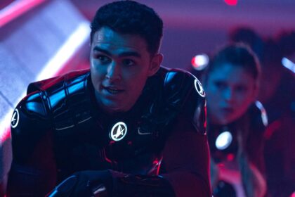 Starfleet academy cadets dark action.jpg