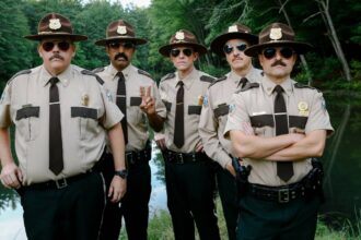 Super troopers 2 cast.jpg
