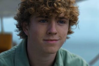 Percy smiles at annabeth on the ship in percy jackson and the olympian season 2 1.jpg