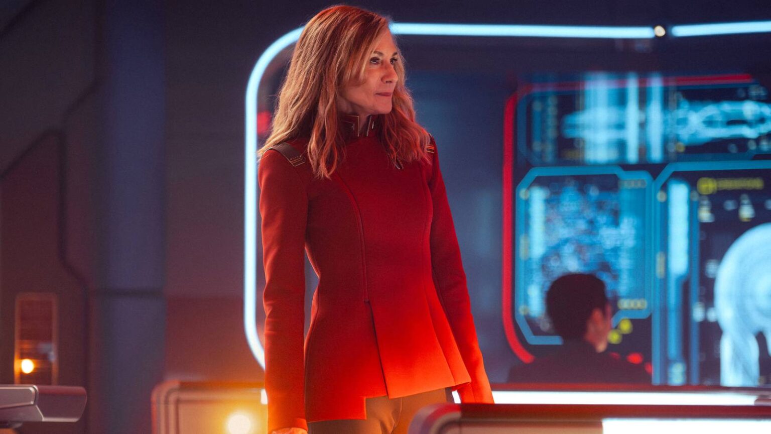 Starfleet academy bridge captain ake.jpg