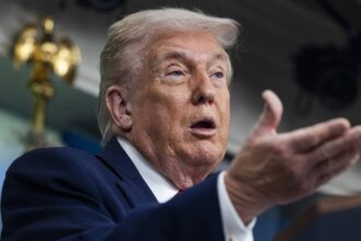 Donald trump iceland.jpg