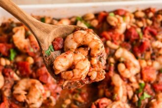 Mediterranean shrimp recipe social 3.jpg