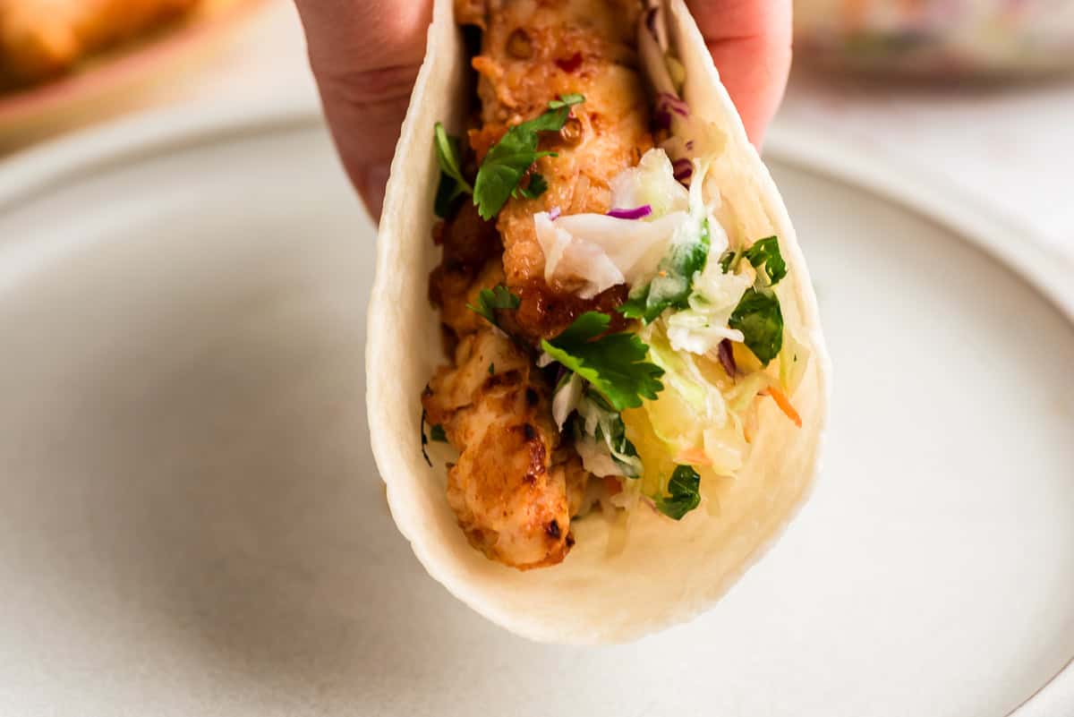 Pineapple chipotle chicken tacos socials 4280.jpg