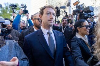 108266955 1771442352852 108266955 1771442166552 gettyimages 2261796700 021826 connelly zuckerbergcou.jpeg