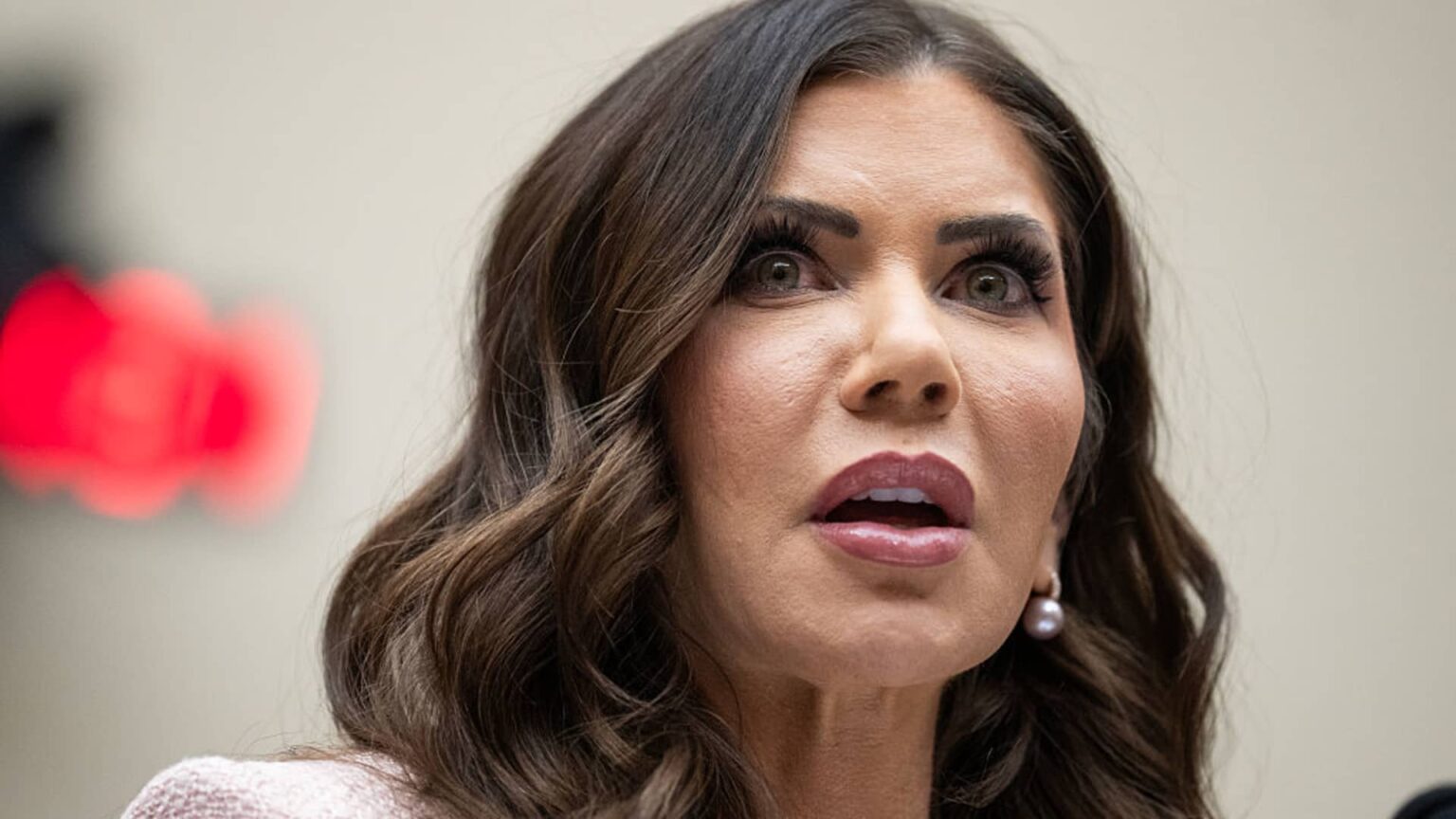 108273712 1772649535799 gettyimages 2264198874 dhs house 025 030426.jpeg