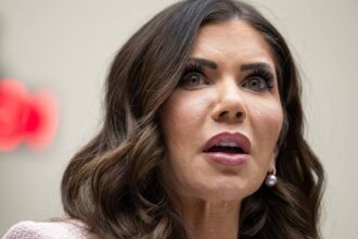 108273712 1772649535799 gettyimages 2264198874 dhs house 025 030426.jpeg