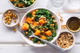 Sweet potato and roasted chickpea bowl 1.jpg
