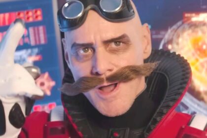 Robotnik pointing up in the air while speaking in sonic the hedgehog 3.jpg