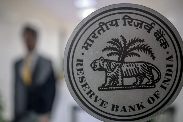 108072310 1733450561048 gettyimages 2155762404 india rbi.jpeg