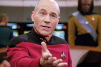 Star trek the next generation picard hand gesture.jpg