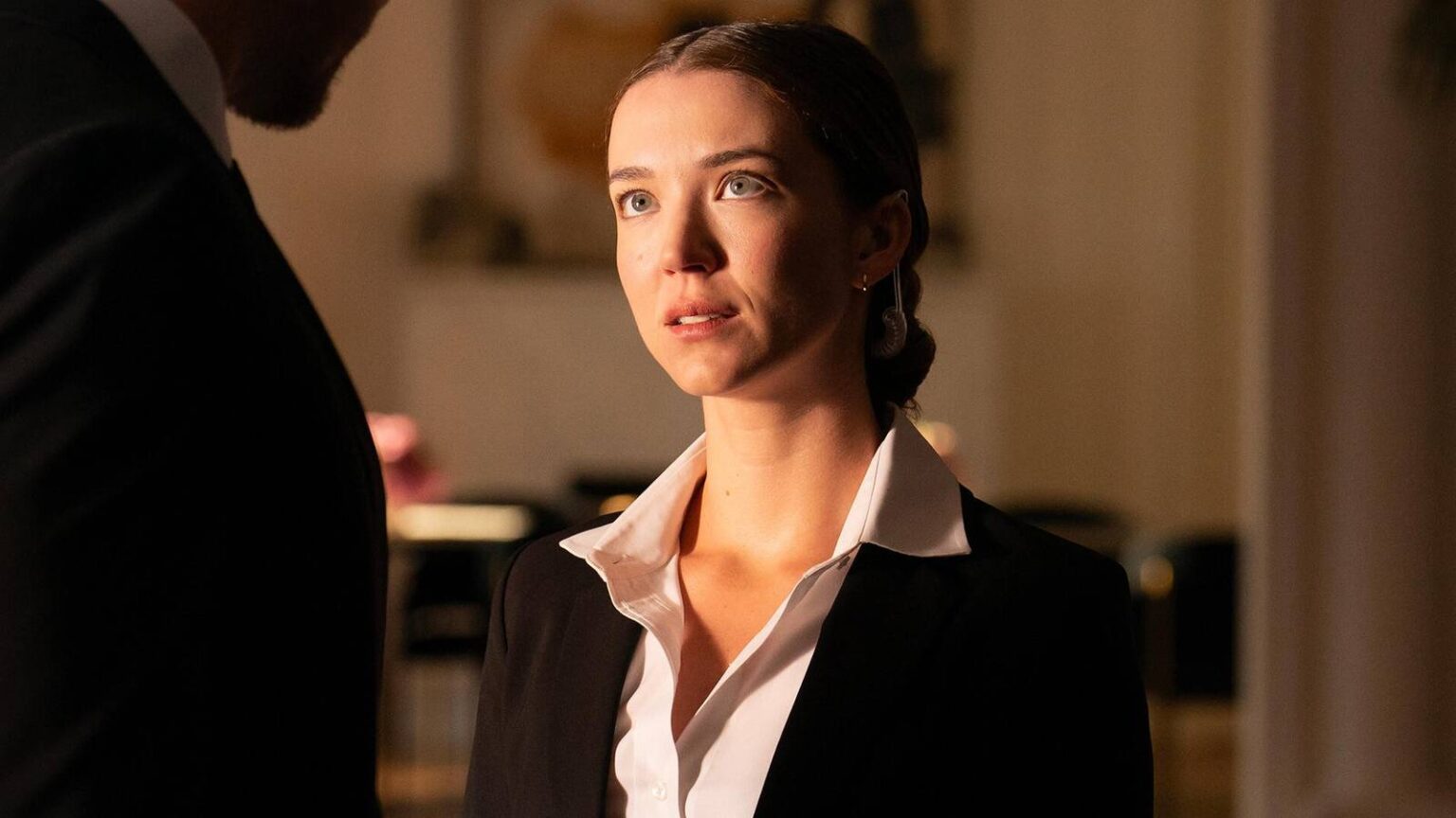 Nicole brydon bloom as jane looking up at someone in paradise season 2.jpg