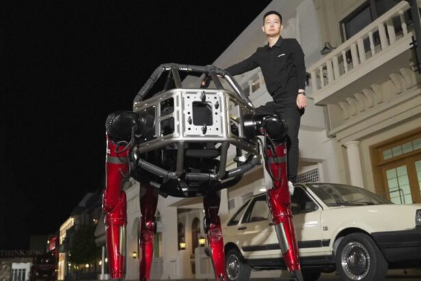 Unitree mecha robot business 3.jpg