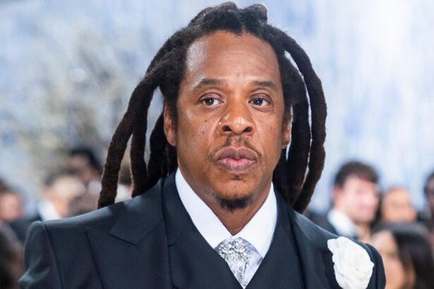 Gettyimages 2274585500 jay z appears to blast kanye nicki minaj and drake in freestyle.jpg