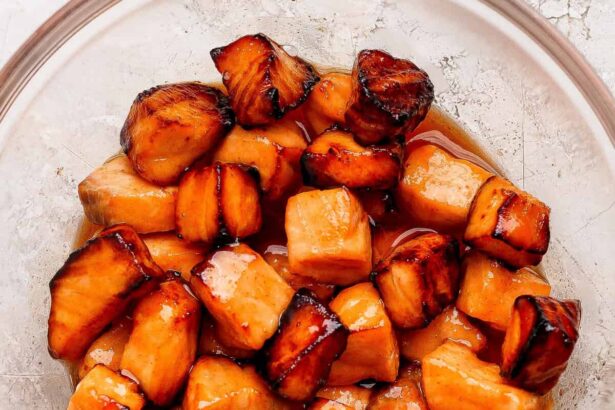 Honey Sriracha Salmon Bites 05.jpg