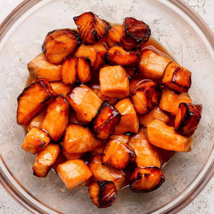 Honey Sriracha Salmon Bites 05.jpg