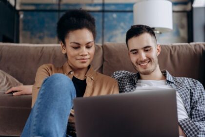 In person vs online couples therapy which option suits your relationship best.jpg