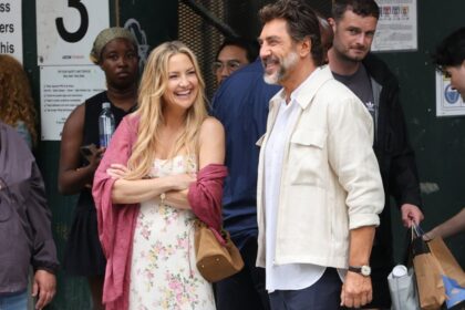 KateHudsonFloralDress.jpg