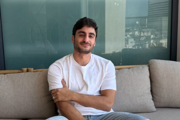 Maor Shlomo headshot 1.jpeg
