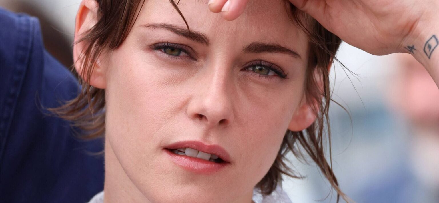 Kristen stewart scaled e1782837390711.jpg