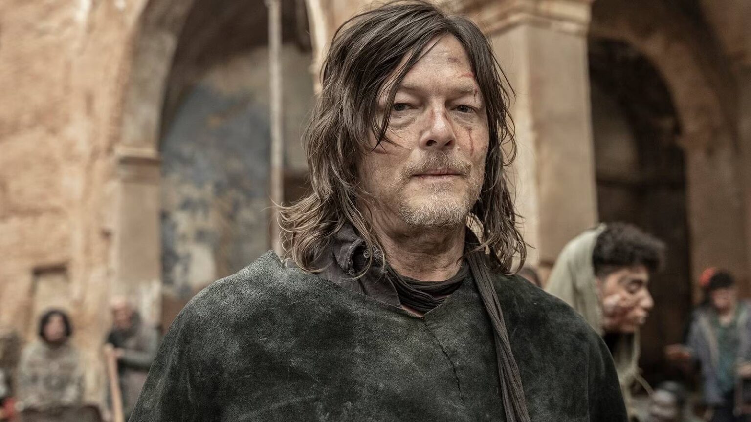 Norman reedus as daryl looking into the camera in the walking dead daryl dixon season 3.jpg